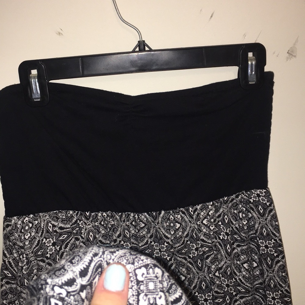 Black and white strapless dress